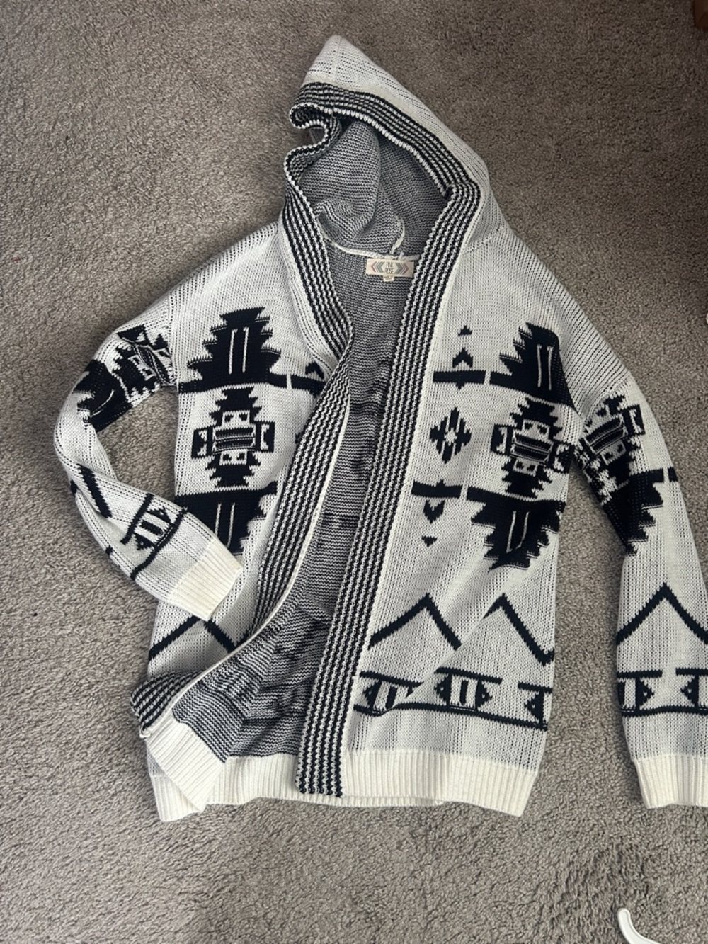 Pink Rose Hooded Aztec Knit Cardigan Sweater - White & Black